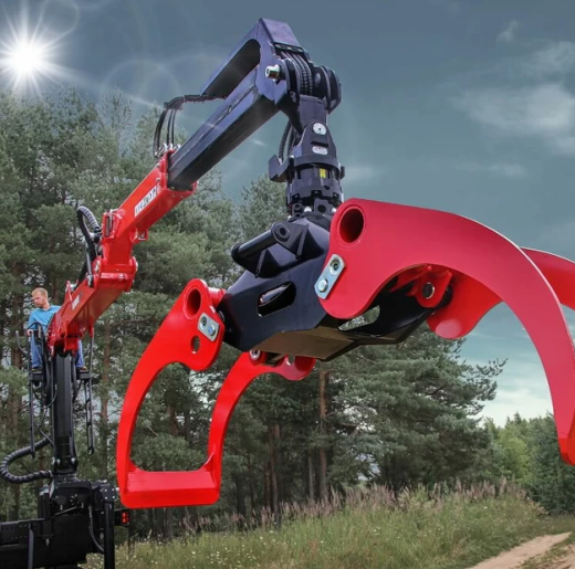 Сортиментовоз МАЗ 631228 с новым манипулятором ВЕЛМАШ 10-74