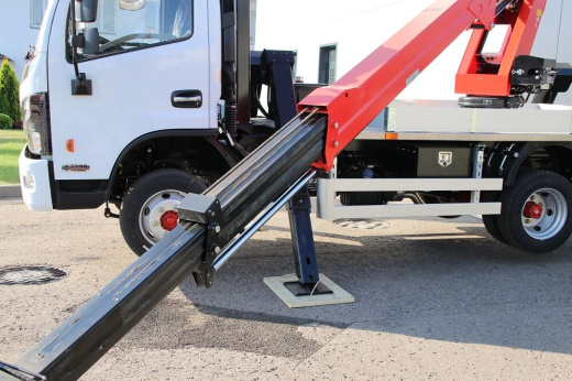 Автовышка ВЕЛМАШ 180Т НА ШАССИ DONGFENG Z55N 4х2